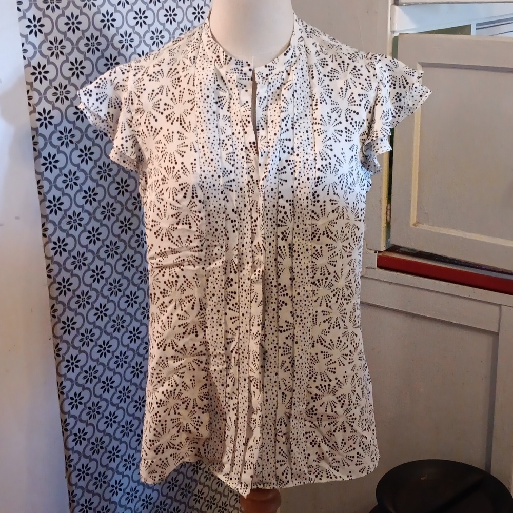 Anne Klein large shirt